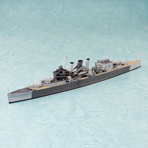 1/700 British Heavy Cruiser HMS Cornwall