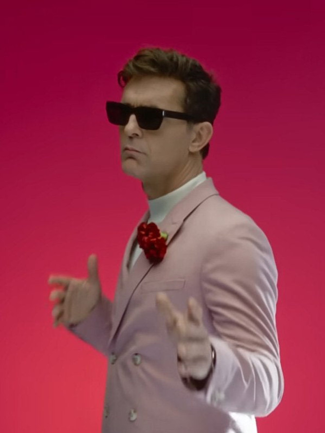 Berlin 2023 Pedro Alonso Pink Blazer Berlin 2023 Pedro Alonso Pink Blazer