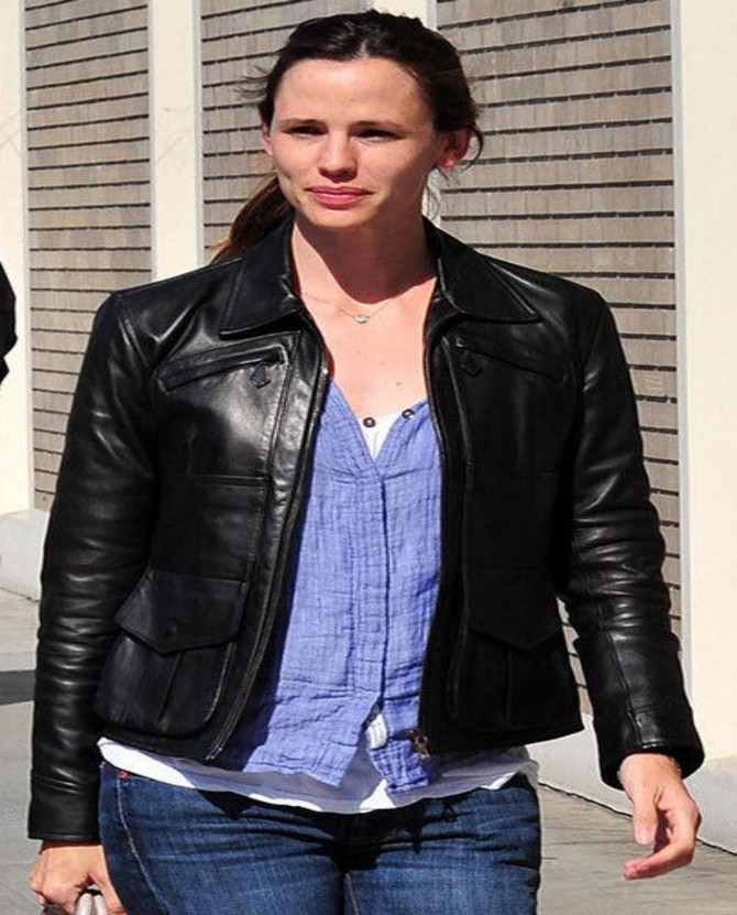 Jennifer Garner Black Jacket