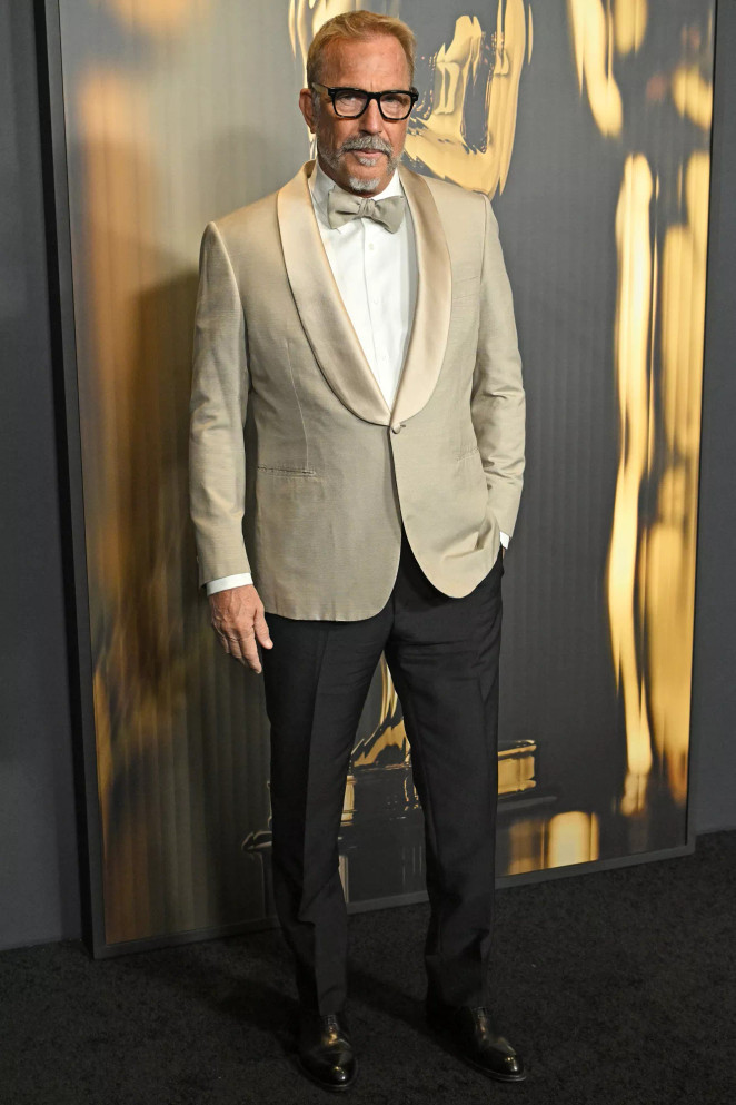 Governors Awards 2024 Kevin Costner Beige Blazer Governors Awards 2024 Kevin Costner Beige Blazer