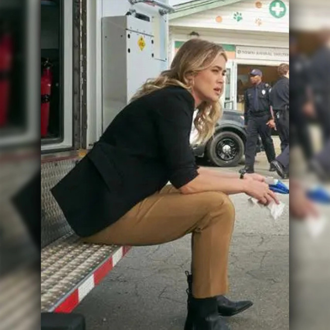 Rebecca Henderson The Hunting Party Blazer Rebecca Henderson The Hunting Party Blazer