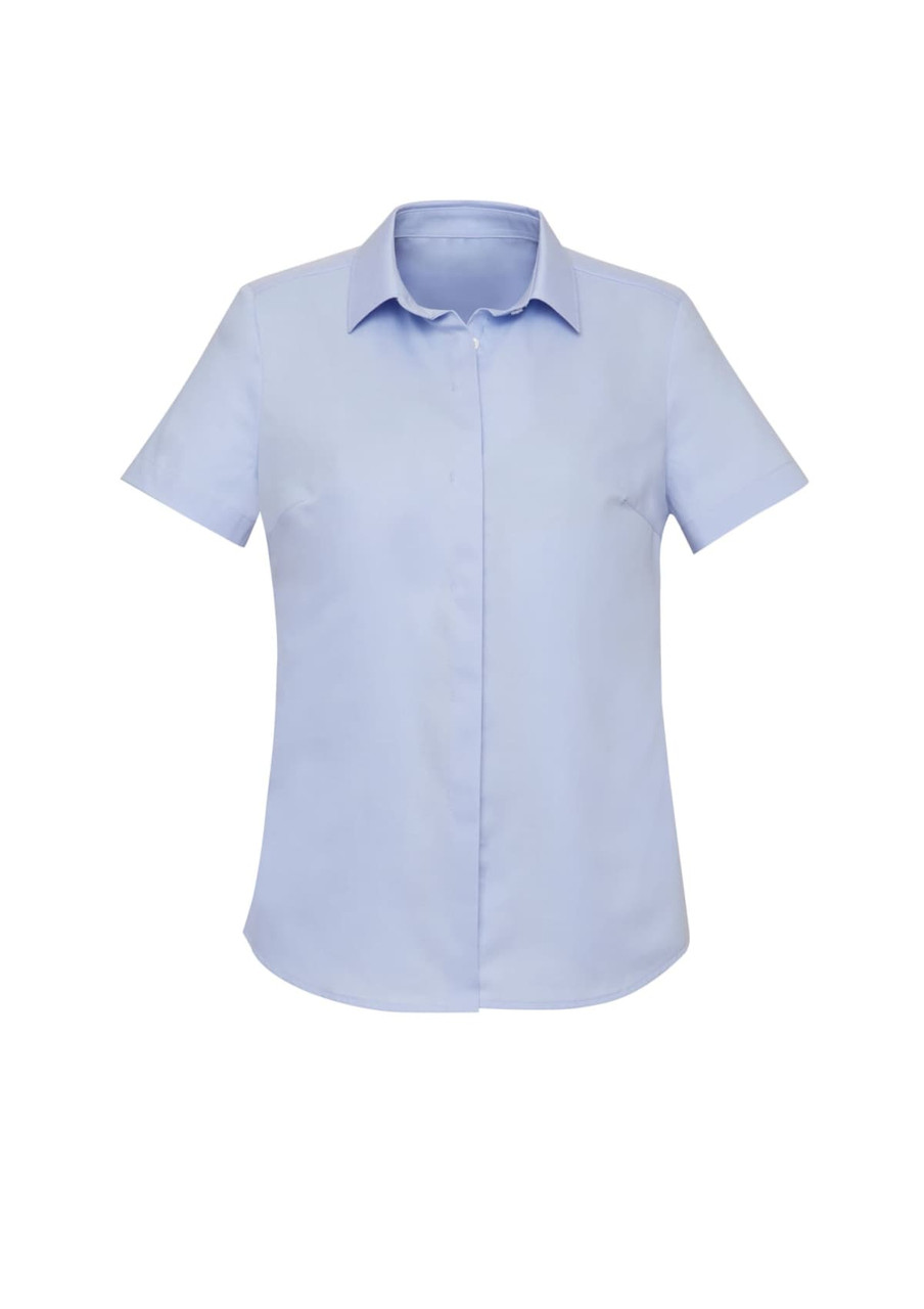 A light blue women's short sleeve button-up shirt featuring a classic collar and a logo.