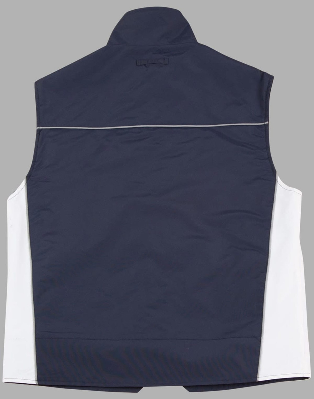 A men's 3-in-1 jacket in navy with white side panels and a logo on the back. Ideal for versatile layering.
