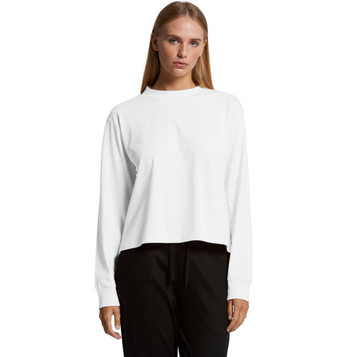 A white long-sleeve t-shirt featuring a relaxed fit and a logo, paired with black pants. A white long-sleeve t-shirt featuring a relaxed fit and a logo, paired with black pants.