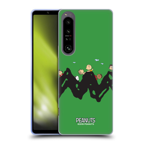 Peanuts Characters Group Soft Gel Case for Sony Xperia 1 IV