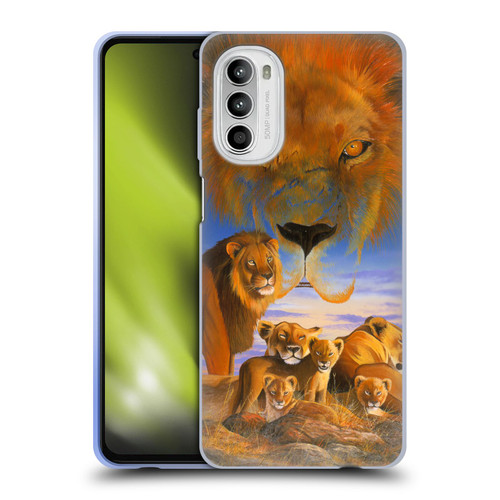 Graeme Stevenson Wildlife Lions Soft Gel Case for Motorola Moto G52