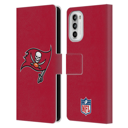NFL Tampa Bay Buccaneers Logo Plain Leather Book Wallet Case Cover For Motorola Moto G52