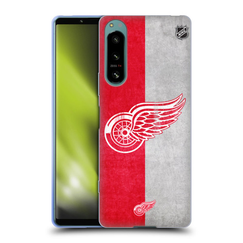 NHL Detroit Red Wings Half Distressed Soft Gel Case for Sony Xperia 5 IV