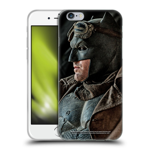 Batman V Superman: Dawn of Justice Graphics Batman Soft Gel Case for Apple iPhone 6 / iPhone 6s