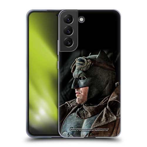 Batman V Superman: Dawn of Justice Graphics Batman Soft Gel Case for Samsung Galaxy S22+ 5G