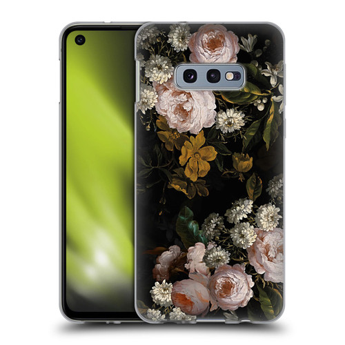 UtArt Antique Flowers Roses And Baby's Breath Soft Gel Case for Samsung Galaxy S10e