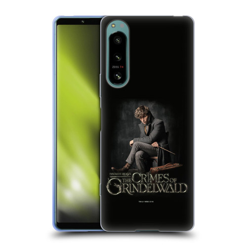 Fantastic Beasts The Crimes Of Grindelwald Character Art Newt Sitting Soft Gel Case for Sony Xperia 5 IV