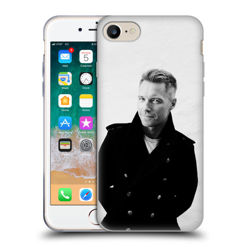 Ronan Keating Twenty Twenty Portrait 2 Soft Gel Case for Apple iPhone 7 / 8 / SE 2020 & 2022