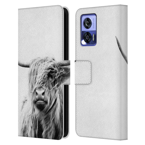 Dorit Fuhg Travel Stories Portrait of a Highland Cow Leather Book Wallet Case Cover For Motorola Edge 30 Neo 5G