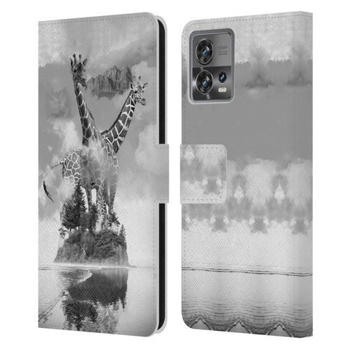 Dave Loblaw Animals Giraffe In The Mist Leather Book Wallet Case Cover For Motorola Moto Edge 30 Fusion