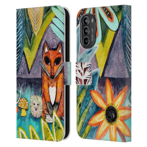 Wyanne Animals 2 Fox Leather Book Wallet Case Cover For Motorola Moto G82 5G