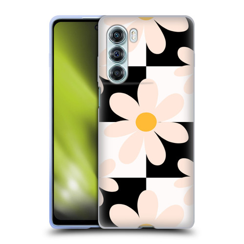 Gabriela Thomeu Retro Black & White Checkered Daisies Soft Gel Case for Motorola Edge S30 / Moto G200 5G