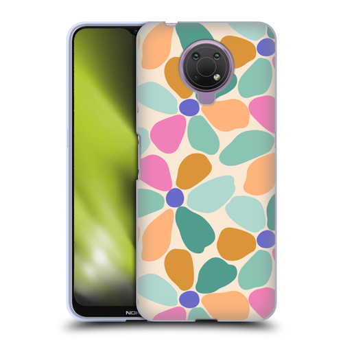 Gabriela Thomeu Retro Colorful Flowers Soft Gel Case for Nokia G10