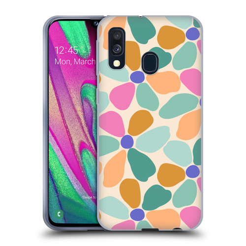 Gabriela Thomeu Retro Colorful Flowers Soft Gel Case for Samsung Galaxy A40 (2019)