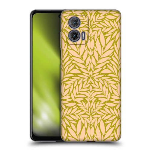 Gabriela Thomeu Floral Vintage Leaves Soft Gel Case for Motorola Moto G73 5G