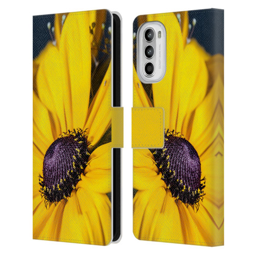 PLdesign Flowers And Leaves Daisy Leather Book Wallet Case Cover For Motorola Moto G52