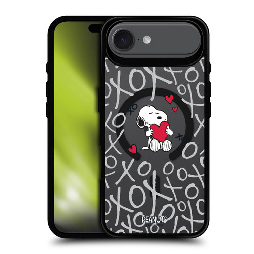 Peanuts Snoopy & Friends XOXO BLACK SHOCKPROOF BUMPER CASE COMPATIBLE WITH Apple iPhone 17 Air & MAGSAFE