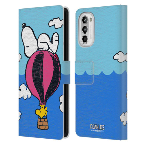 Peanuts Halfs And Laughs Snoopy & Woodstock Balloon Leather Book Wallet Case Cover For Motorola Moto G52