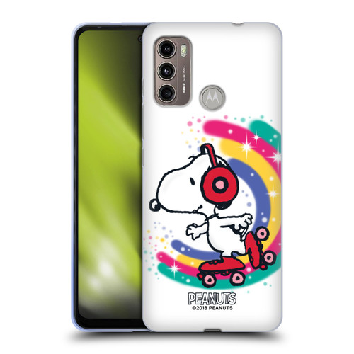 Peanuts Snoopy Boardwalk Airbrush Colourful Skating Soft Gel Case for Motorola Moto G60 / Moto G40 Fusion