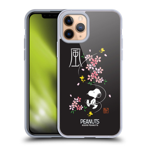 Peanuts Oriental Snoopy Cherry Blossoms Soft Gel Case for Apple iPhone 11 Pro