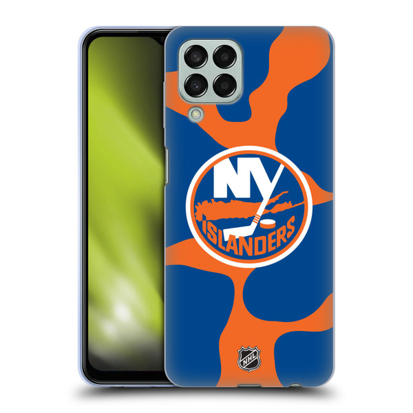 NHL New York Islanders Cow Pattern Soft Gel Case for Samsung Galaxy M33 (2022)