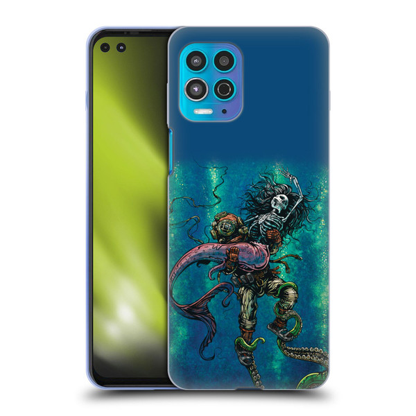 David Lozeau Colourful Grunge Diver And Mermaid Soft Gel Case for Motorola Moto G100