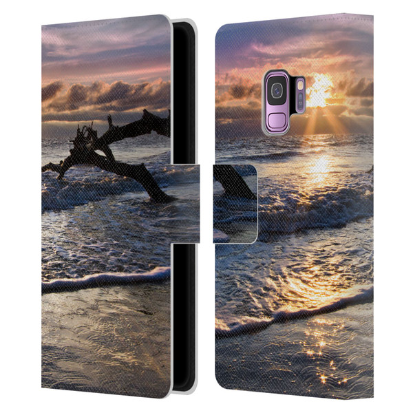 Celebrate Life Gallery Beaches Sparkly Water At Driftwood Leather Book Wallet Case Cover For Samsung Galaxy S9