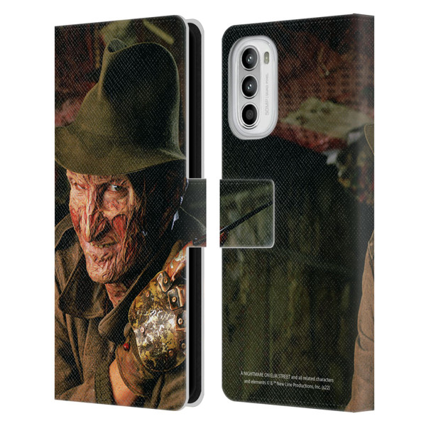 A Nightmare On Elm Street 4 The Dream Master Graphics Freddy Leather Book Wallet Case Cover For Motorola Moto G52