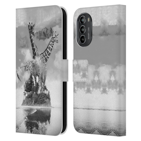 Dave Loblaw Animals Giraffe In The Mist Leather Book Wallet Case Cover For Motorola Moto G82 5G