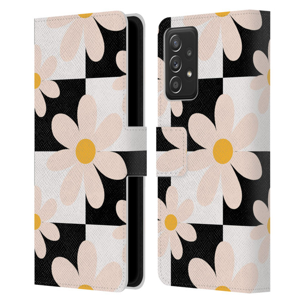Gabriela Thomeu Retro Black & White Checkered Daisies Leather Book Wallet Case Cover For Samsung Galaxy A52 / A52s / 5G (2021)