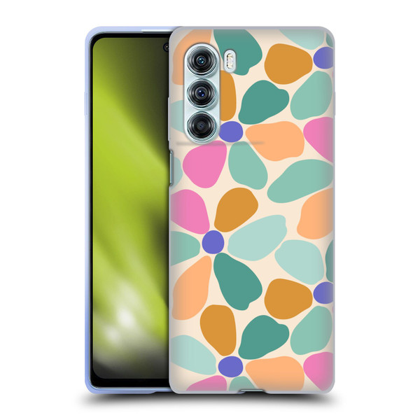 Gabriela Thomeu Retro Colorful Flowers Soft Gel Case for Motorola Edge S30 / Moto G200 5G