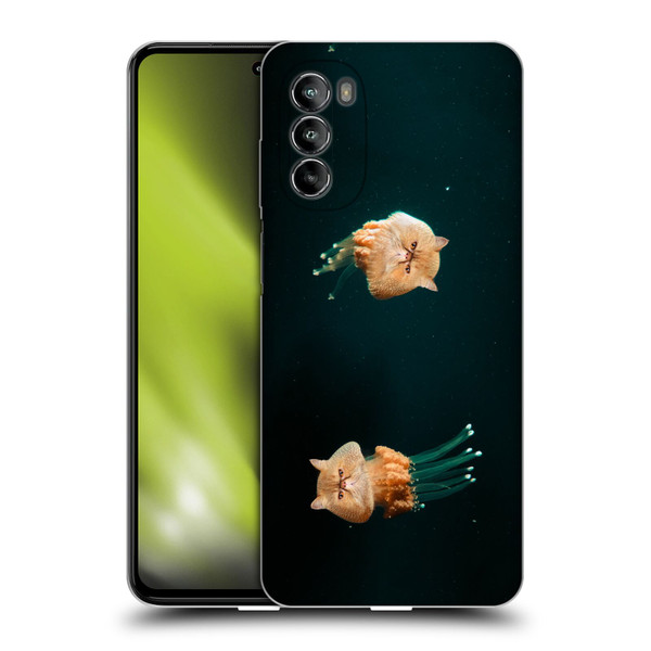 Pixelmated Animals Surreal Pets Jellyfish Cats Soft Gel Case for Motorola Moto G82 5G