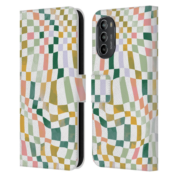 Ninola Checker Pattern Nostalgic Squares Leather Book Wallet Case Cover For Motorola Moto G82 5G