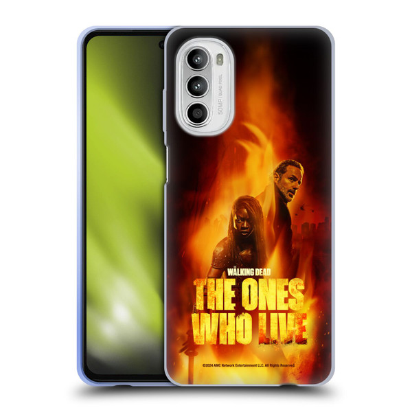 The Walking Dead: The Ones Who Live Key Art Poster Soft Gel Case for Motorola Moto G52