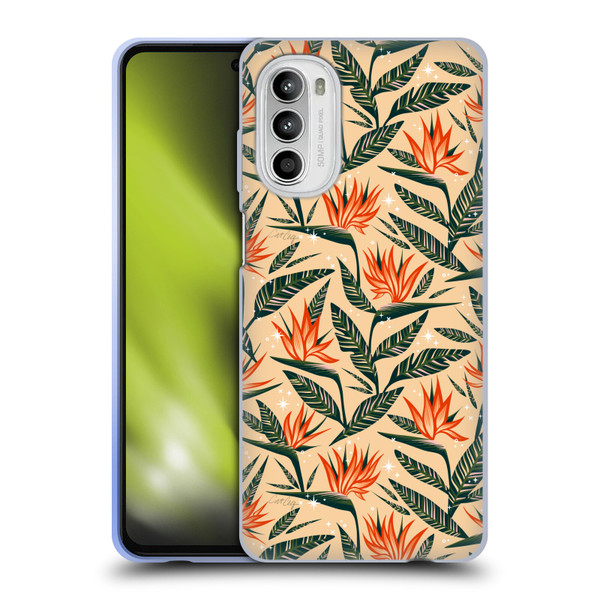 Cat Coquillette Tropical Wildlife Bird Of Paradise Soft Gel Case for Motorola Moto G52