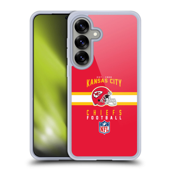 NFL Kansas City Chiefs Graphics Helmet Typography Soft Gel Case for Samsung Galaxy S25