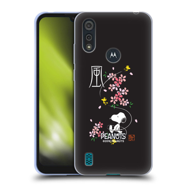 Peanuts Oriental Snoopy Cherry Blossoms Soft Gel Case for Motorola Moto E6s (2020)