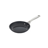 Le Creuset Essential Nonstick Ceramic 8" Fry Pan