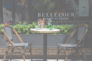 Outdoor seating in North Loop