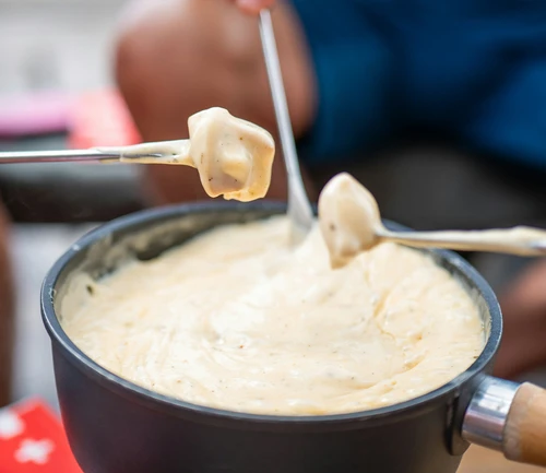Sauce Boss: Mastering the Classics | October 1 | St. Paul | 6 PM