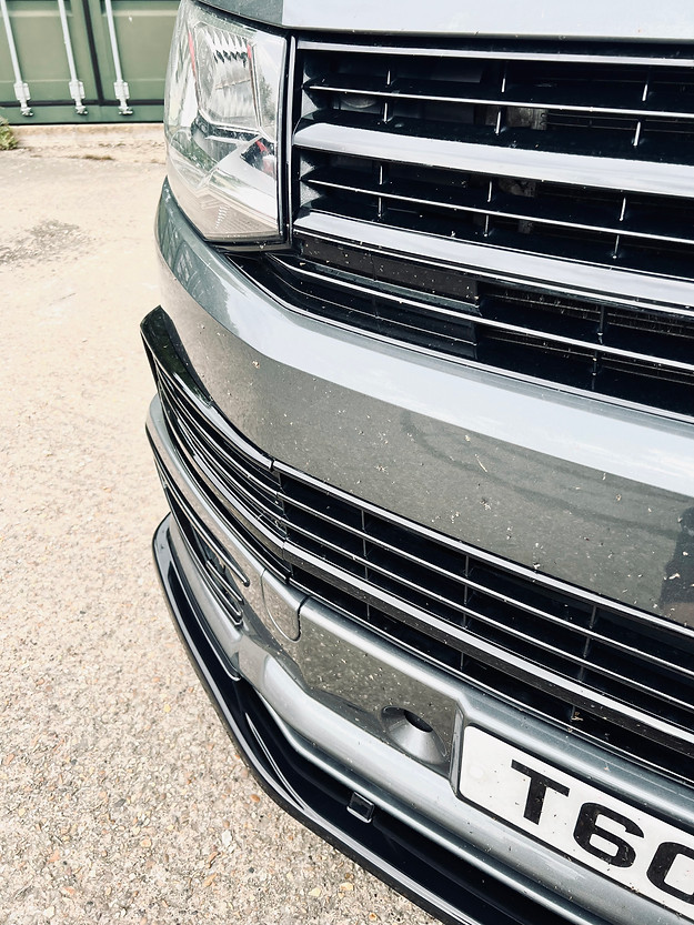 Triple R Composites Volkswagen T6 Sport line Front Splitter