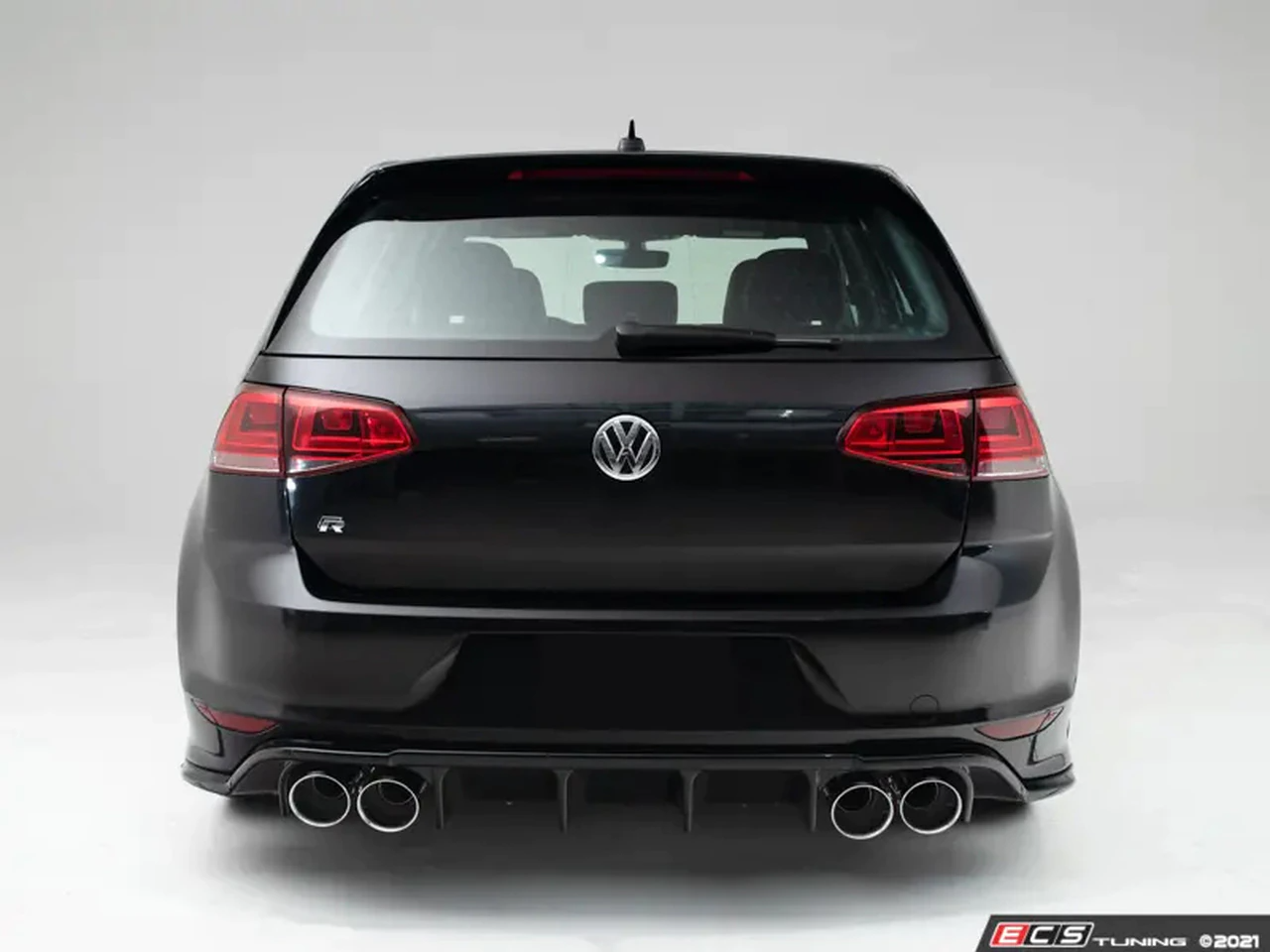 ECS Tuning Gloss Black Rear Diffuser - Golf 7 R