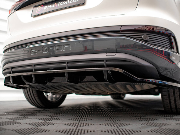 Maxton Design Central Rear Splitter (Vertical Bars) Audi e-Tron