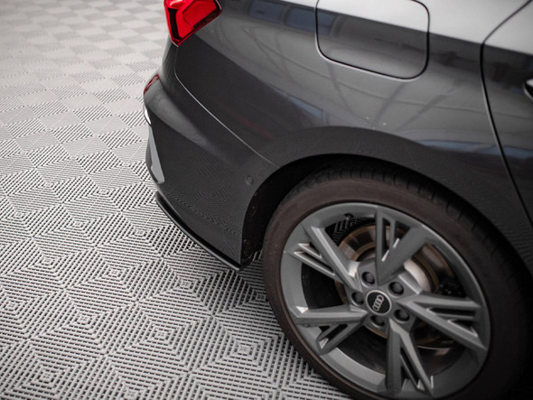 Maxton Design Central Rear Splitter (Vertical Bars) BMW 3 Sedan E90