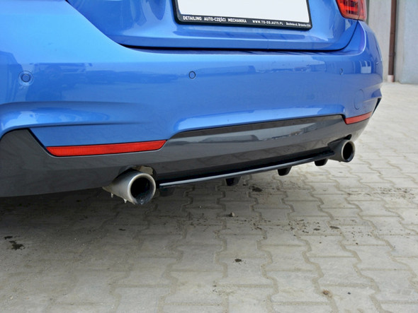 Maxton Design Central Rear Splitter (Vertical Bars) BMW 4 Coupe / Gran Coupe / Cabrio M-Pack F32 / F36 / F33